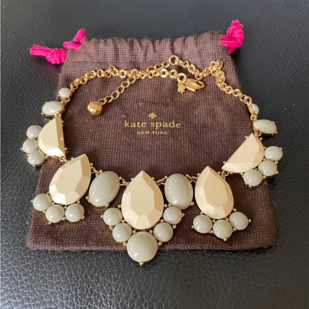 Kate Spade Gold and Cream Teardrop Necklace. Gently worn. - Picture 5 of 14